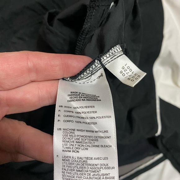 Ladies Adidas Black & White Lightweight Windbreaker Hoodie Size Large - Picture 8 of 9